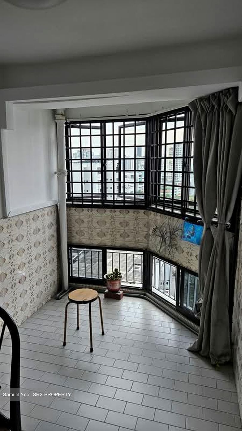 Blk 111 Jurong East Ville (Jurong East), HDB 5 Rooms #584379911